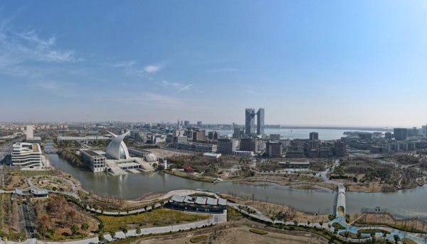 明道配资 滴水成湖,金融活水激活临港新片区澎湃动能 ——建行上海自贸试验区新片区分行助力新片区拔节生长